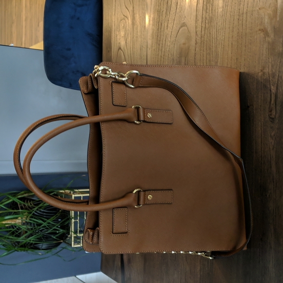 Michael Kors - Picture 2 of 16